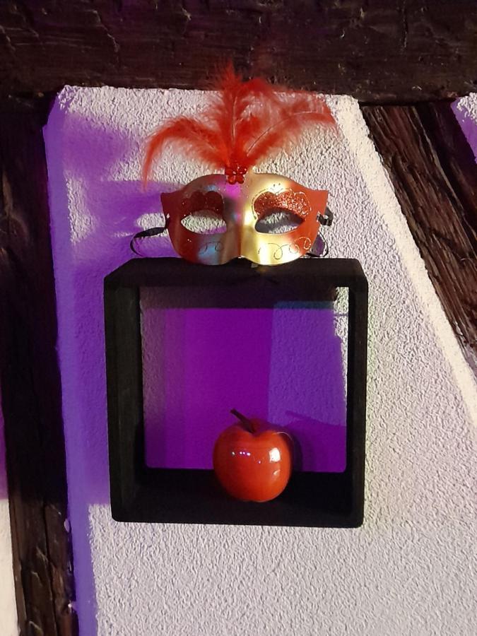 Love Room Le Rouge Et Noir Barr Esterno foto