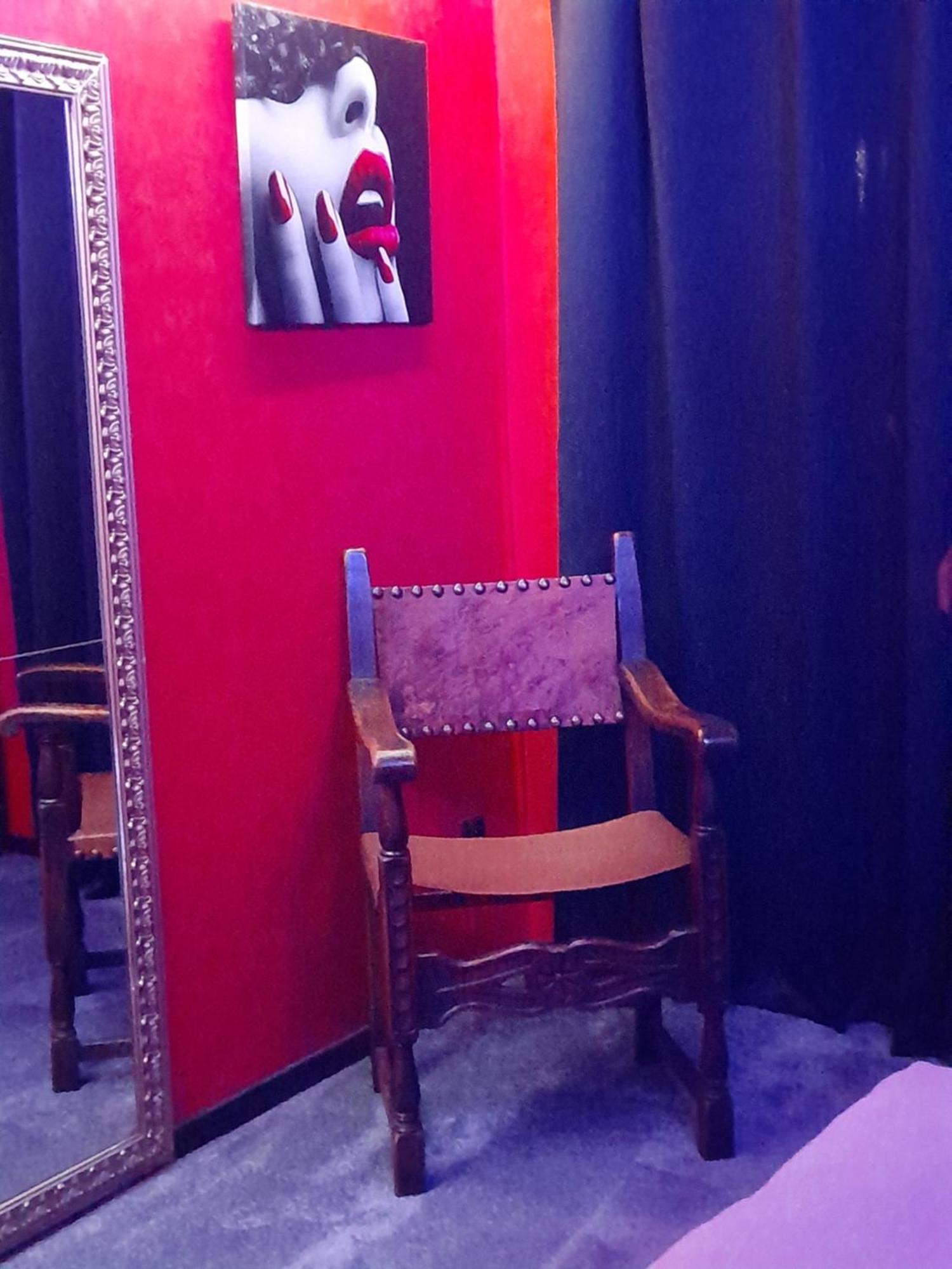 Love Room Le Rouge Et Noir Barr Esterno foto