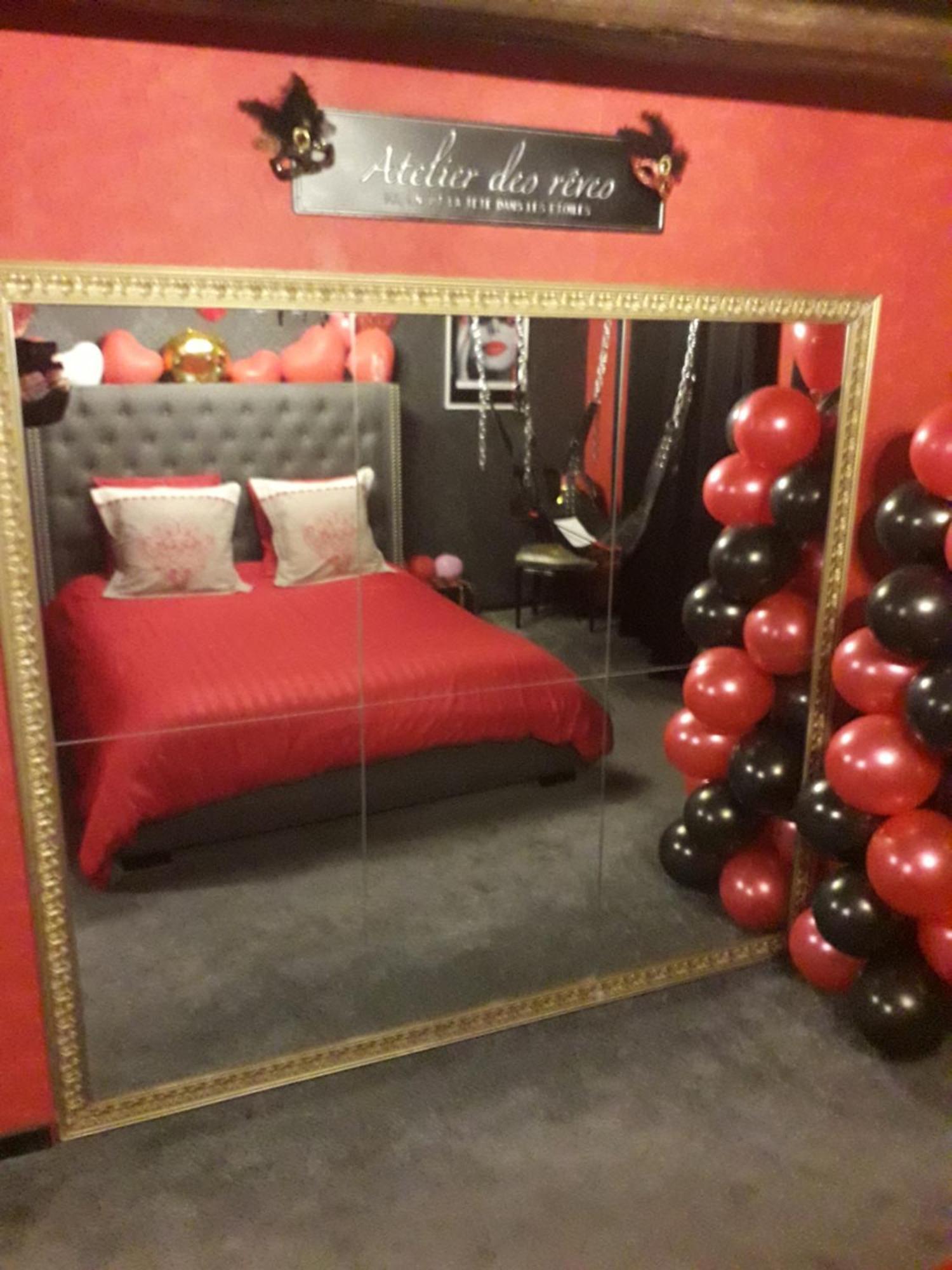 Love Room Le Rouge Et Noir Barr Esterno foto